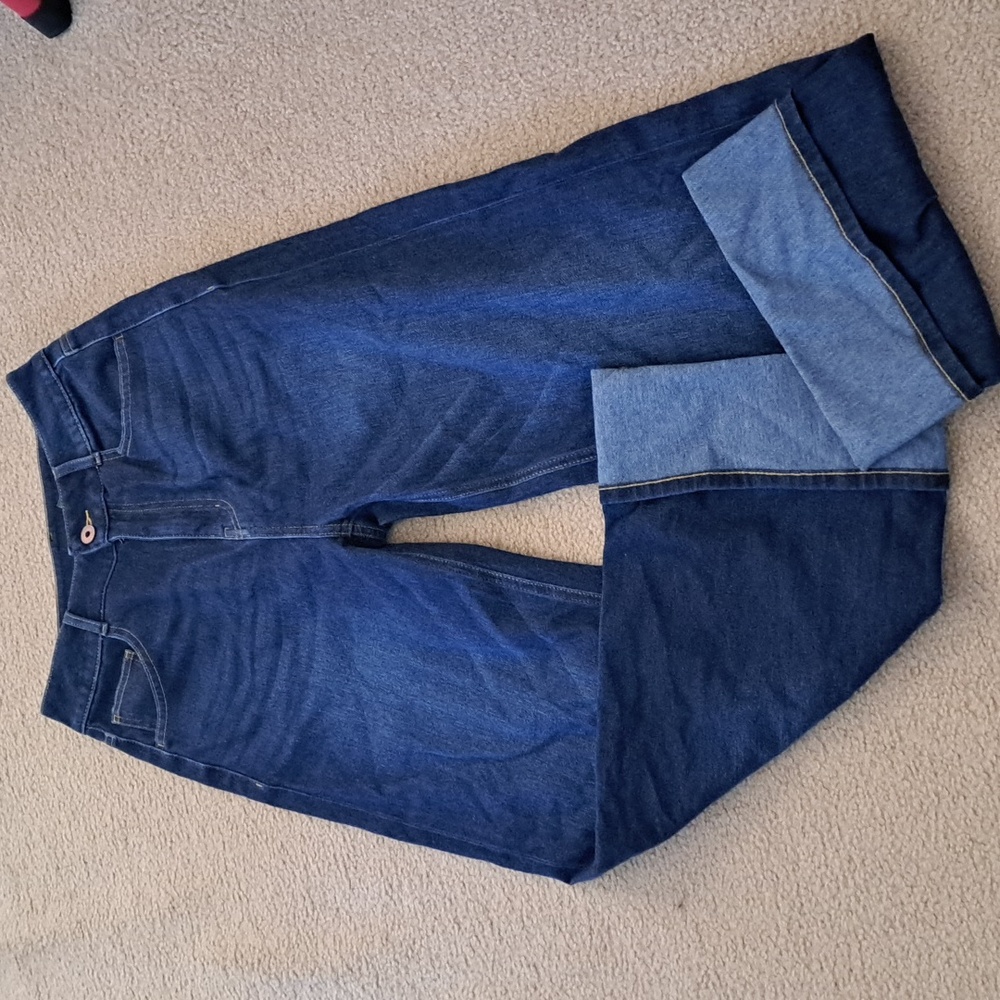 MEDIUM HALARA MULTIPLE POCKETS ROLLED HEM WIDE LEG CASUAL JEAN - Picture 5 of 10
